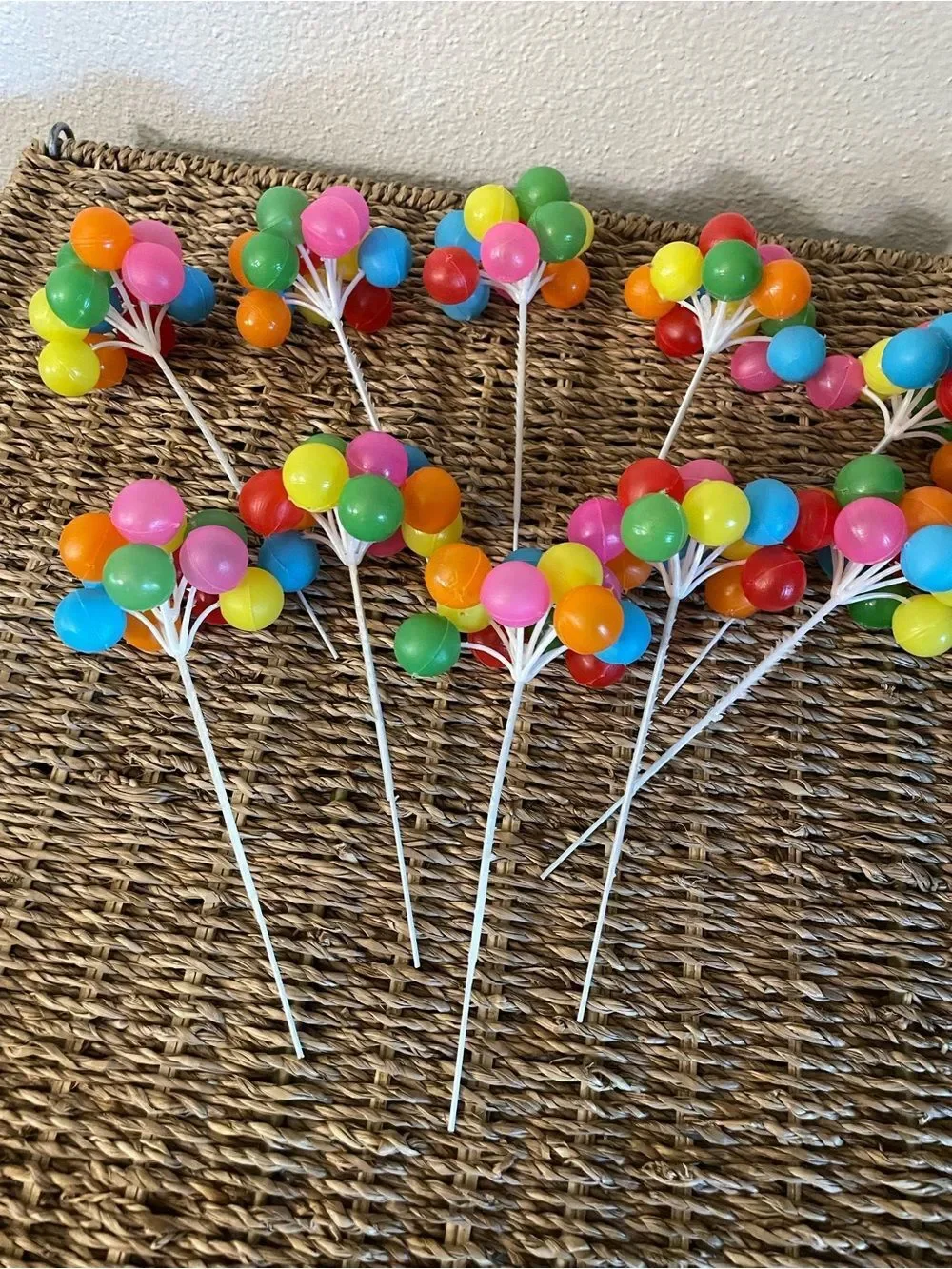 Vintage Balloon Bunch Cake Decorations set of 10!